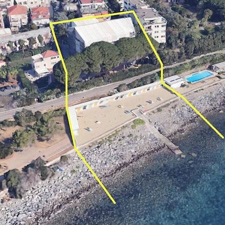 Tirrenia Beach House - Sea Front With Private Beach San Remo Extérieur photo