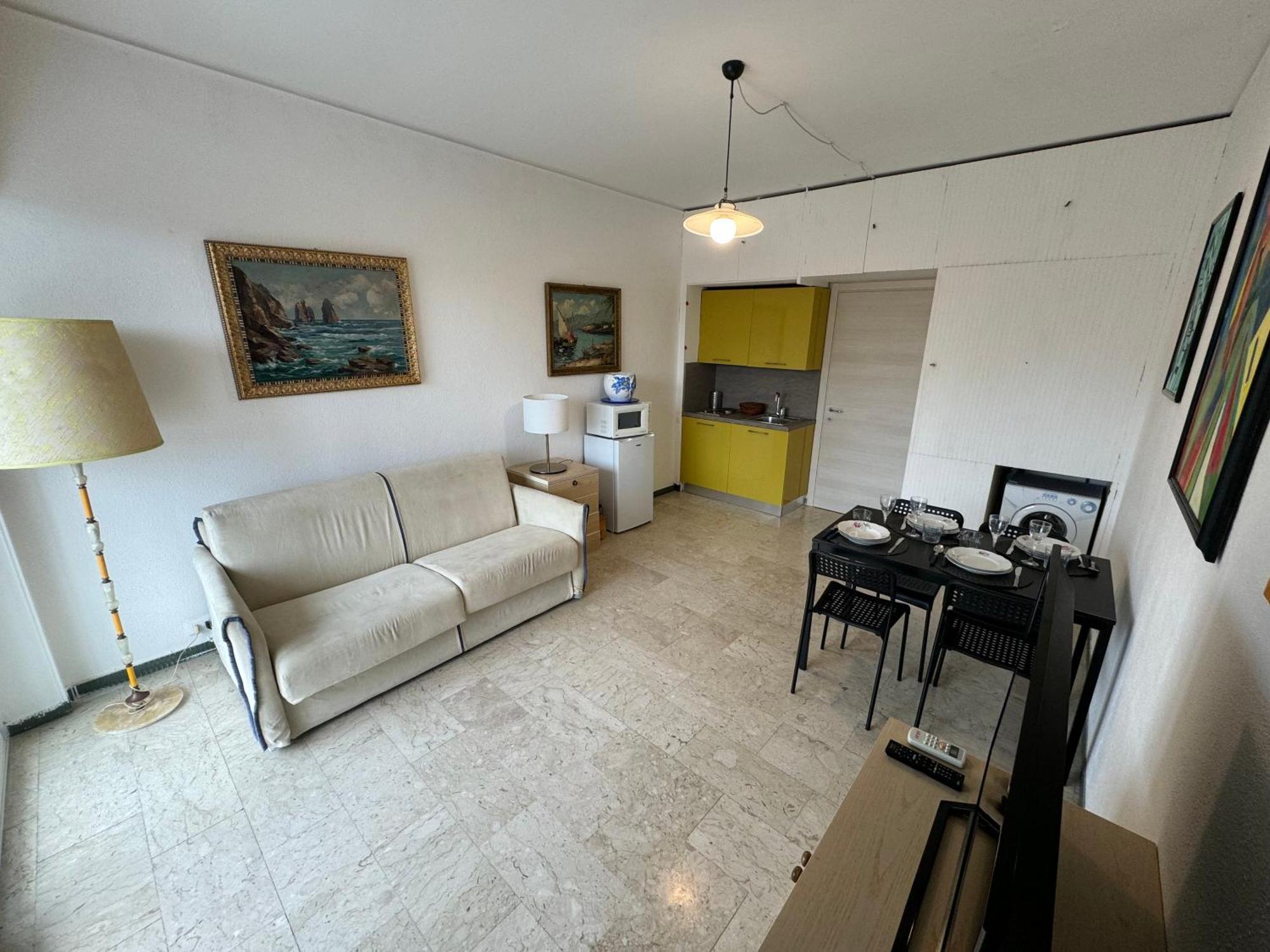 Tirrenia Beach House - Sea Front With Private Beach San Remo Extérieur photo