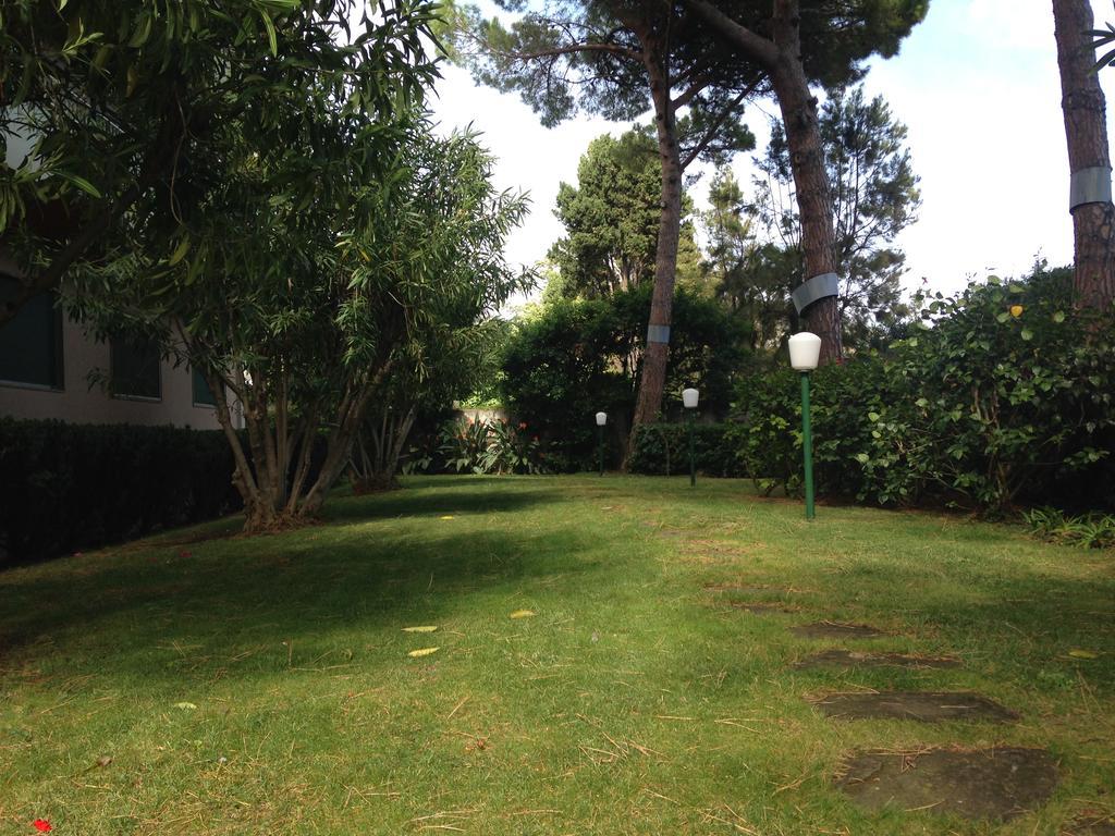 Tirrenia Beach House - Sea Front With Private Beach San Remo Extérieur photo